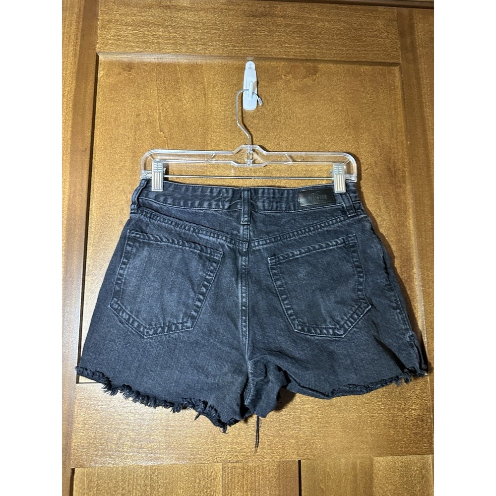 Hollister Ultra High Rise Relaxed Vintage Black Distressed Shorts W27 Size 5